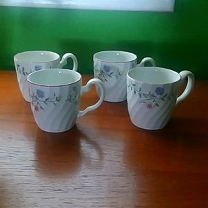 4 Johnson Brothers Summer Chintz Mugs
